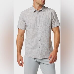 Vuori Bridge Athletic Fit Short Sleeve Performance Button-Up Shirt Size L New